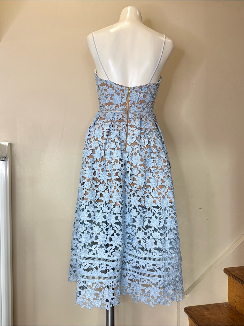 SELF-PORTRAIT Azalea Light Blue Guipure Lace Dress size 4 - Picture 8 of 17
